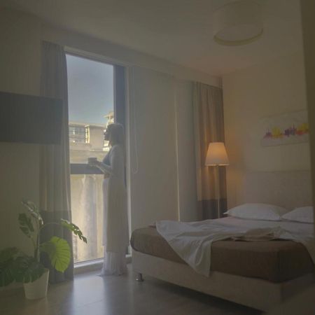 Tins Hotel City - Афины Экстерьер фото