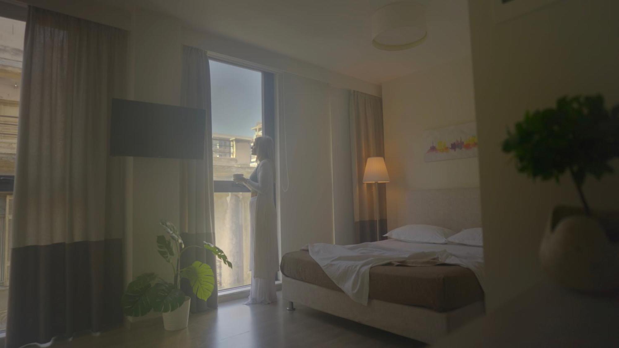Tins Hotel City - Афины Экстерьер фото