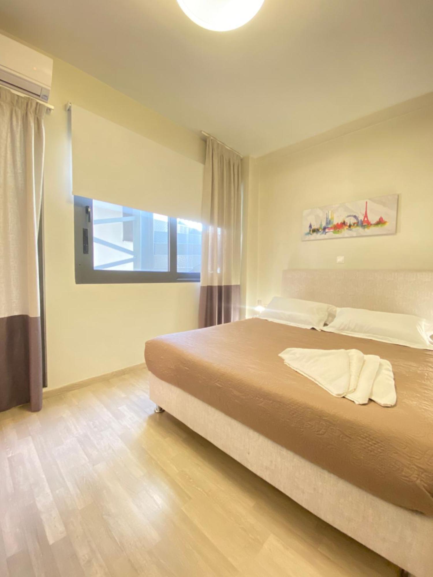 Tins Hotel City - Афины Экстерьер фото